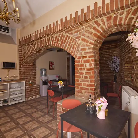Maison Berthelot Bed and Breakfast