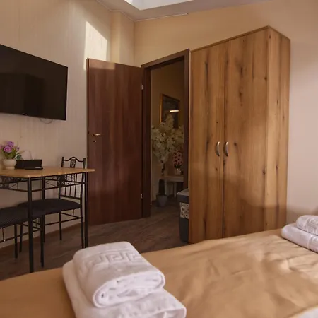 Maison Berthelot Готель типу 